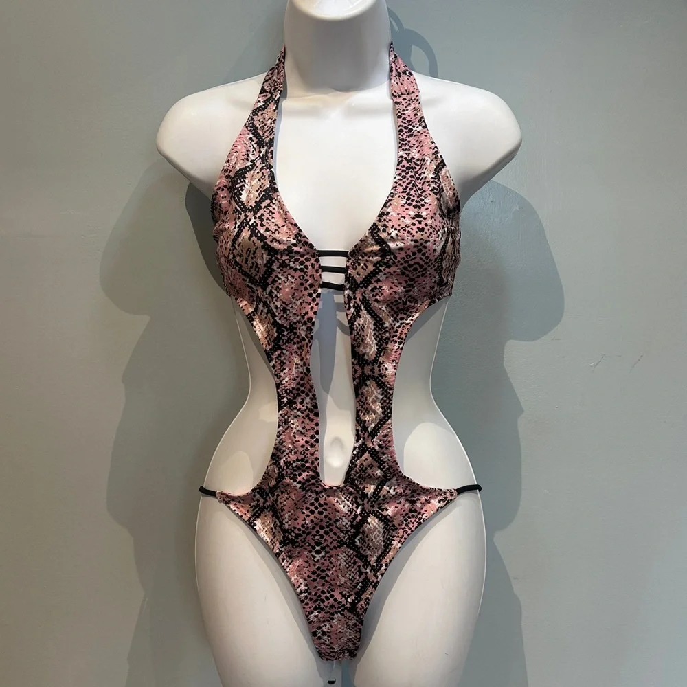 Yandy Pink Black Snakeskin Onepiece Monokini Swimsuit Medium